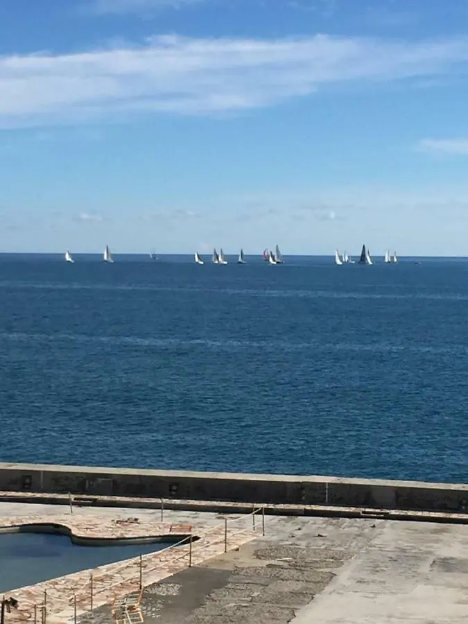 Marina Di Caponero Apartment Ospedaletti